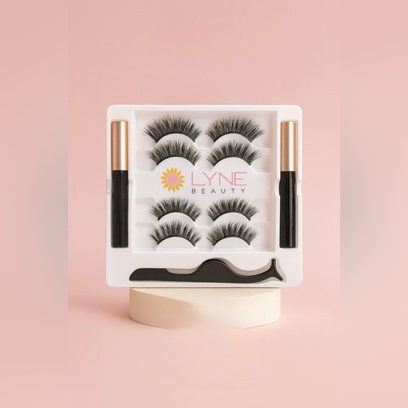 Luxe Magnetic Glam Lash Kit - Picture 5 of 12